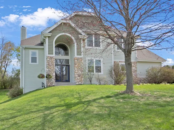 N53W16789 Prairie Dawn, Menomonee Falls, WI 53051