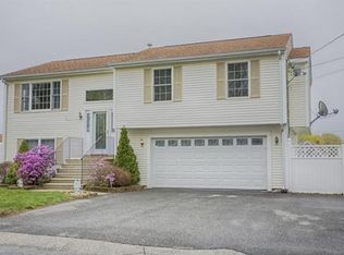3 Fairview Ave, North Providence, RI 02904
