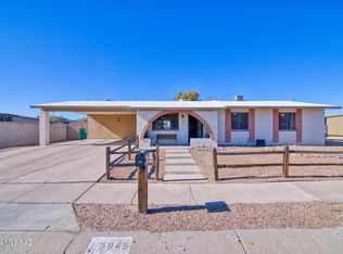 5945 N Linkhart Pl, Tucson, AZ 85741