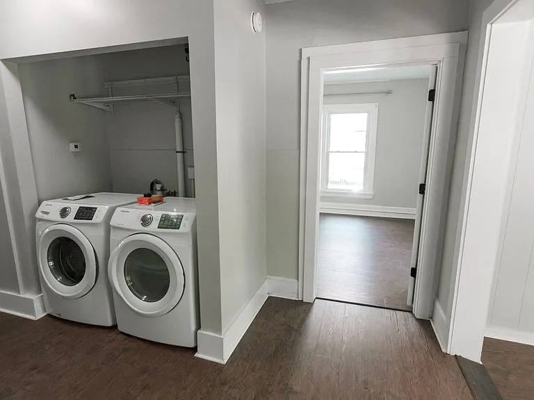 1002 N Aurora St — Photo 158