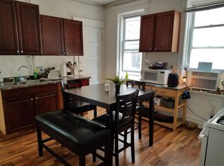 1432 W Walton St #2F, Chicago, IL 60642