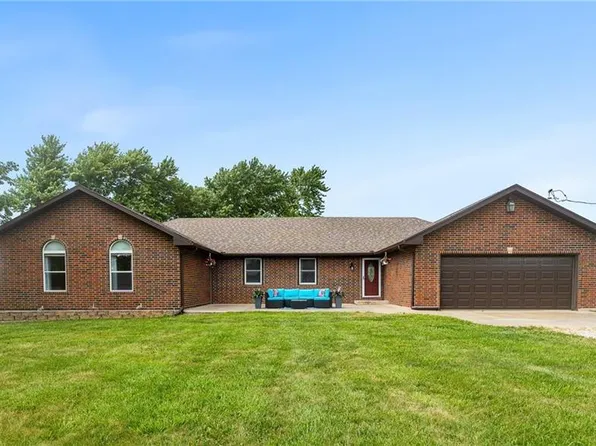 33700 E 283rd St, Garden City, MO 64747