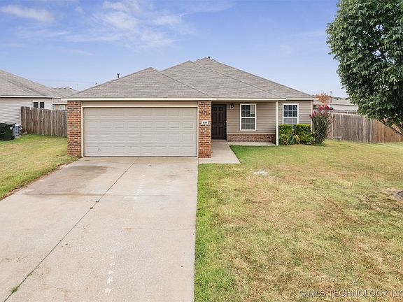 3rd image of 9258 S 254th East Ave