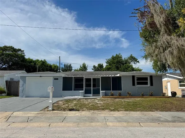 4241 Canterberry Dr, Holiday, FL 34691