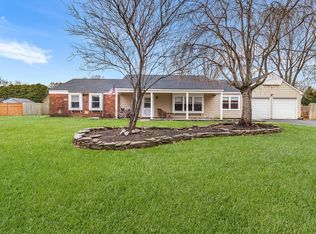 12 Gardenia Rd, Mount Sinai, NY 11766