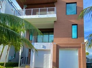 348 Balboa St, Hollywood, FL 33019