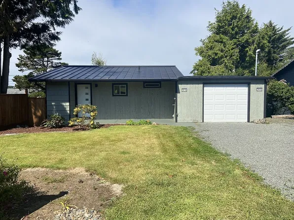 317 NE Benton St, Newport, OR 97365