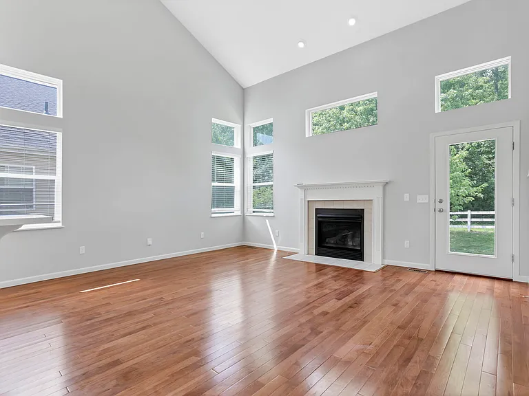 7236 Upper Albany Dr — Photo 21