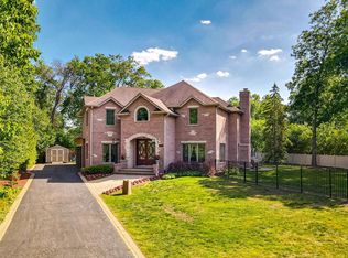 1012 Plaister Ave, Lake Bluff, IL