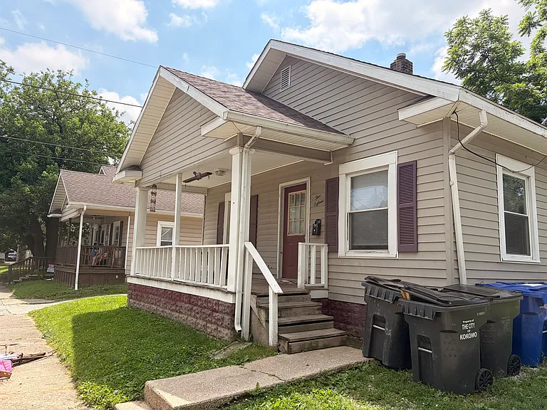 515 W Woodland Ave — Photo 2