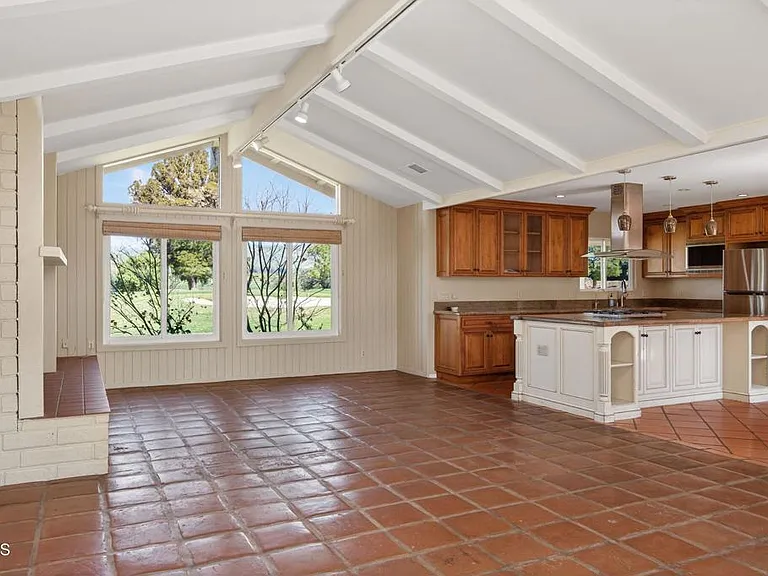 1525 Fairway Dr — Photo 24