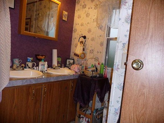 4th image of 113 Hawkins Dr