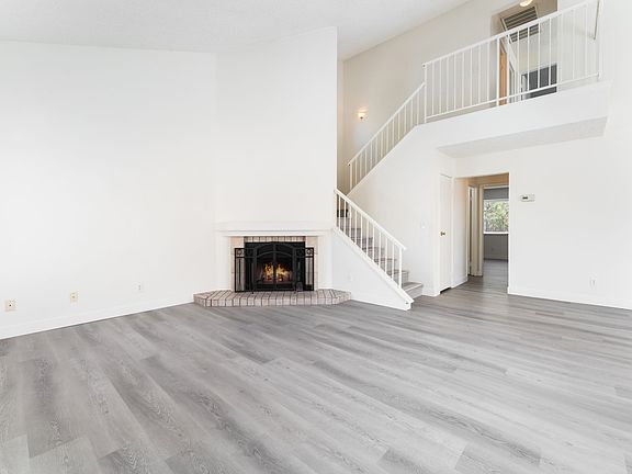 5th image of 3645 Veneer Ln