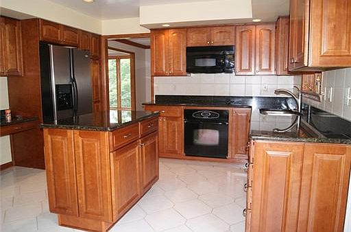 5th image of 5003 Karrington Dr