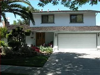 4619 Catalina Dr photo 1