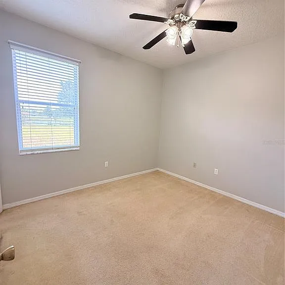 3010 Victoria Dr — Photo 39