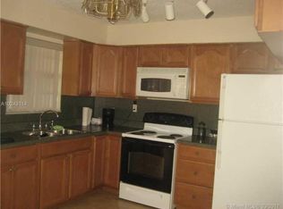 705 NE 2nd St APT 2, Hallandale, FL 33009