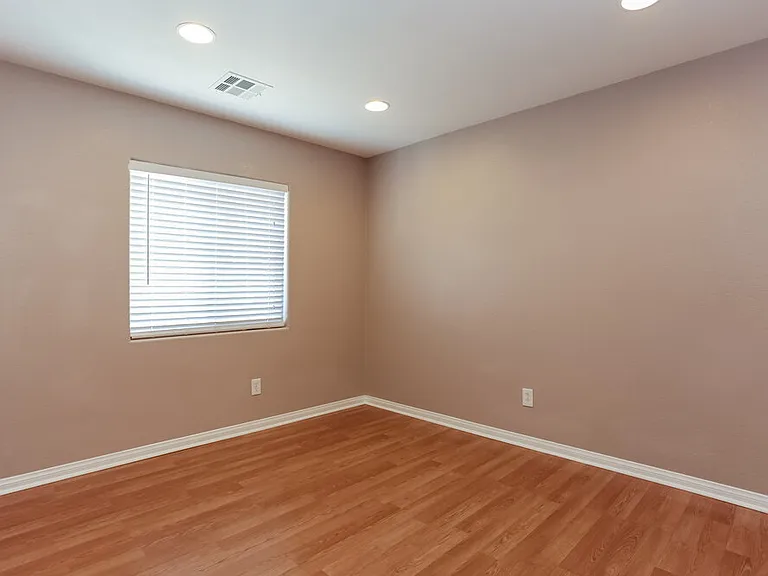 10735 Holmfield St — Photo 18