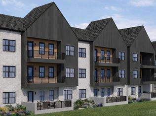 4234 Park Place Cir #303, Blue Ash, OH