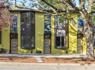 2669 NE Holman St, Portland, OR 97211