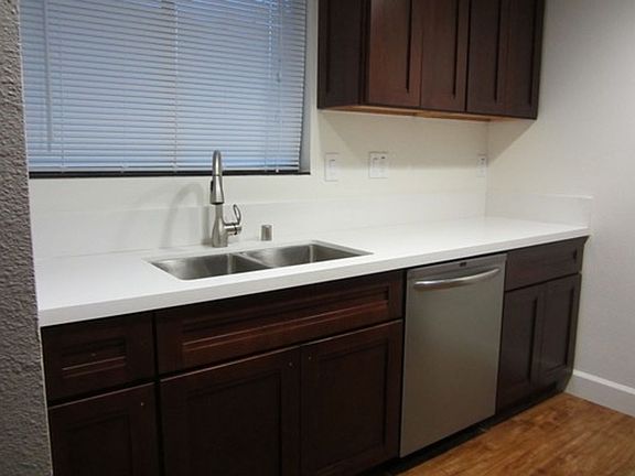 5th image of 2400 Shadow Ln APT 95