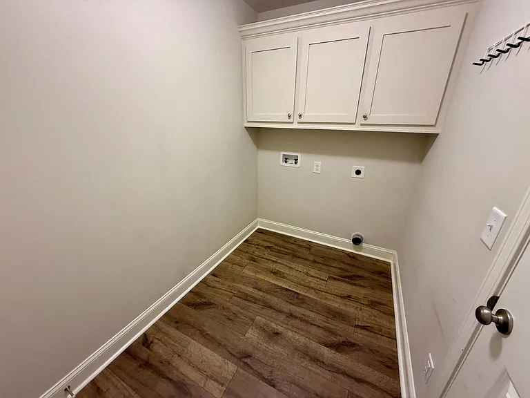1165 Malone Dr — Photo 7