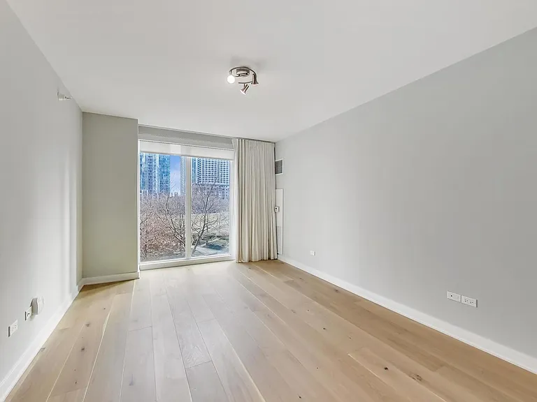 198 N Park Dr #198 — Photo 15