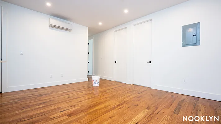 Rented by Nooklyn NYC LLC | media 3