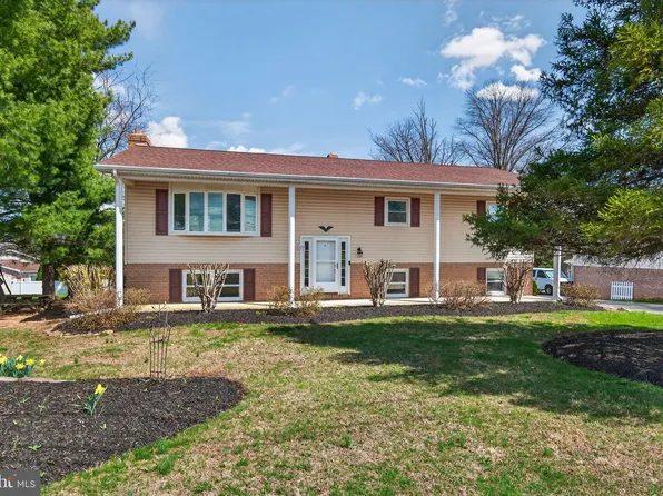 2733 Vireo Rd, York, PA 17403