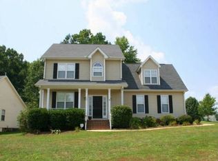 100 Aldeburgh Ct, Holly Springs, NC 27540