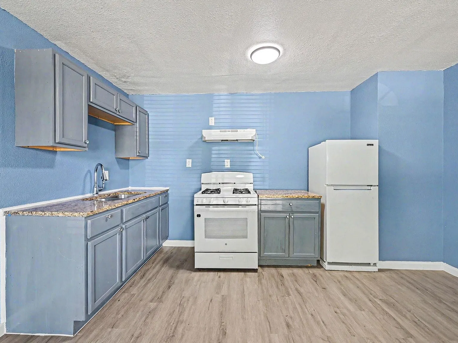 716 Hargest St — Photo 3