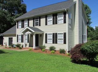 135 Oak Dr, Greer, SC 29650