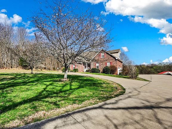 4th image of 2410 Dunbar Rd