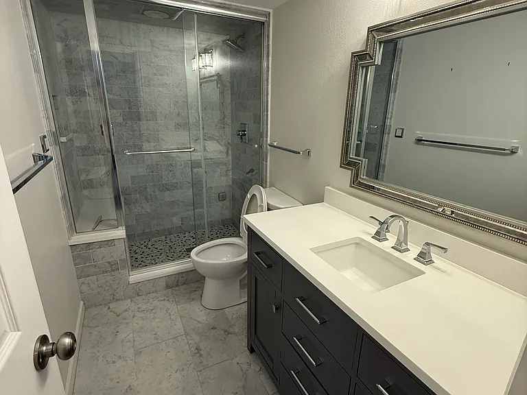 579 W Arrowhead St — Photo 13
