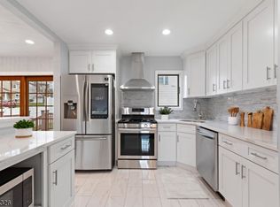 1528 Broad St, Bloomfield, NJ 07003