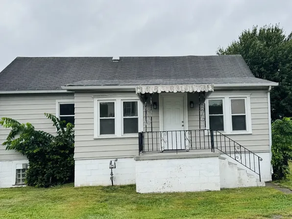 385 Hallam Ave, Washington, PA 15347