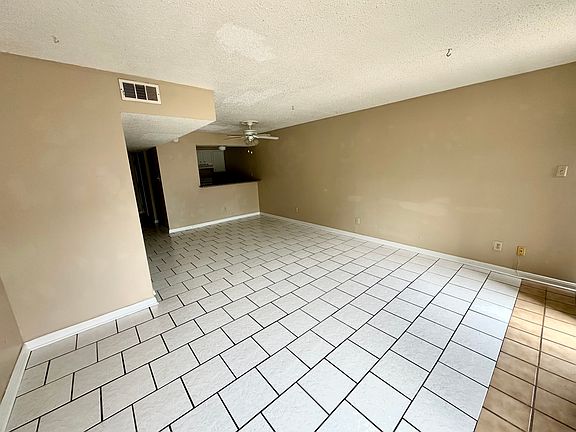 3rd image of 220-23 Sandra Del Mar Dr #222
