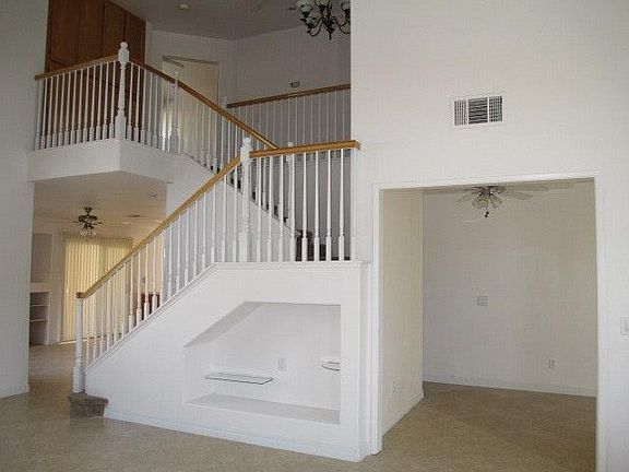 3rd image of 30380 Savannah Oaks Dr