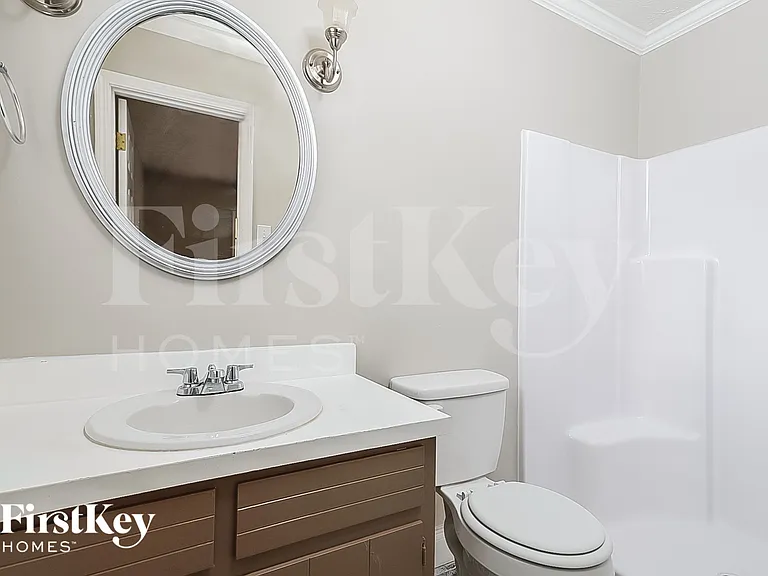 2047 Lake Ridge Ter — Photo 17