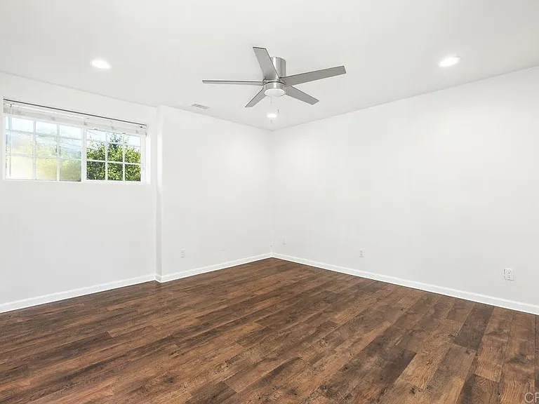 835 Barsby St #MAIN HOUSE — Photo 21