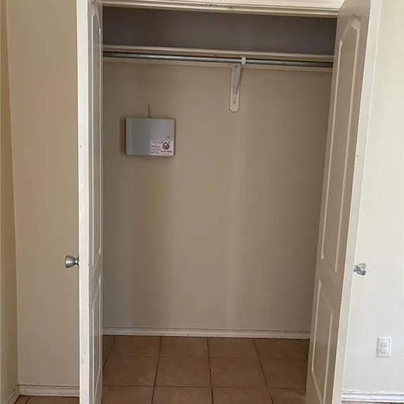 1901 W Western Dr #2 — Photo 19