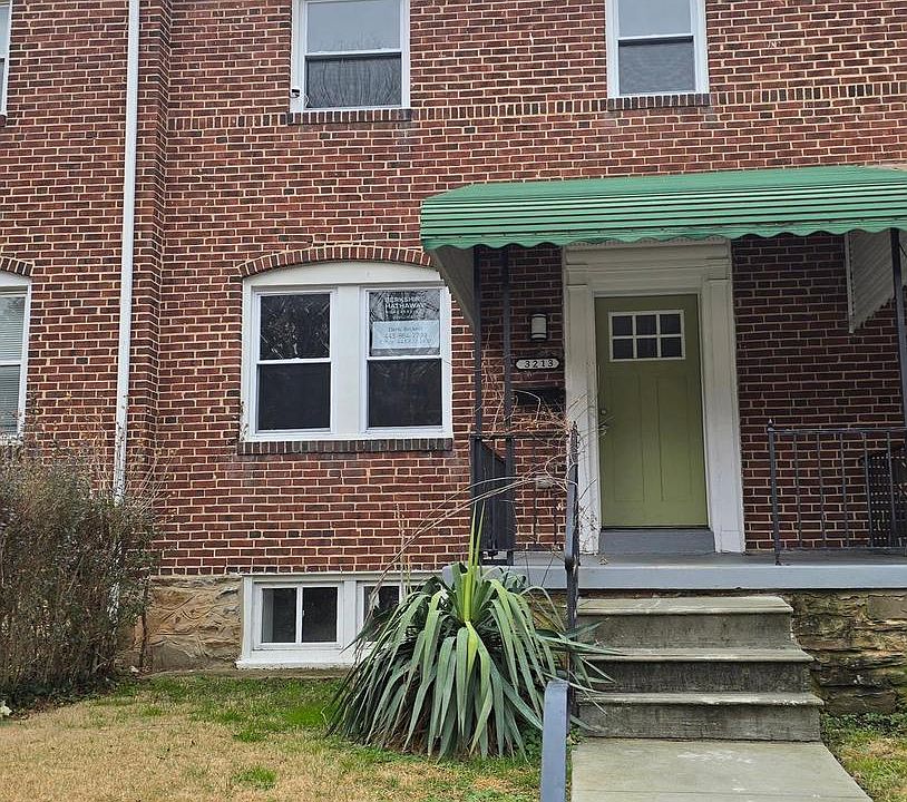 1st image of 3213 Leighton Ave