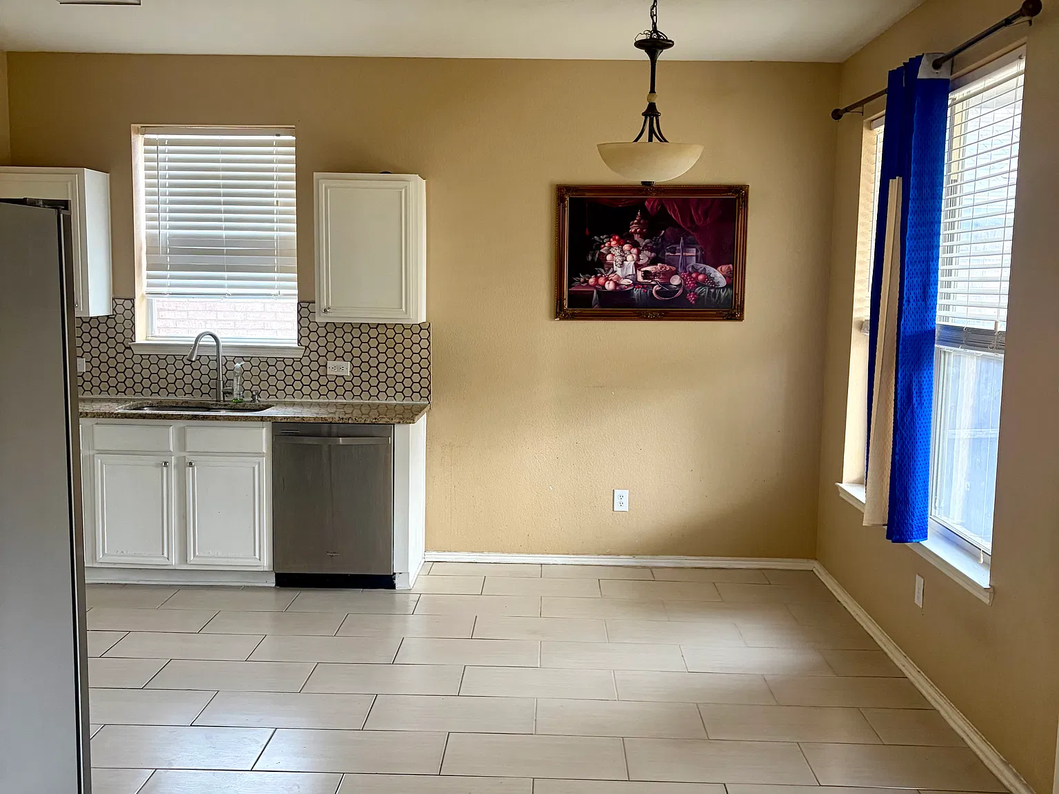 3 bed, 2.5 bath, 1780 sqft, $2,195 — Photo 3