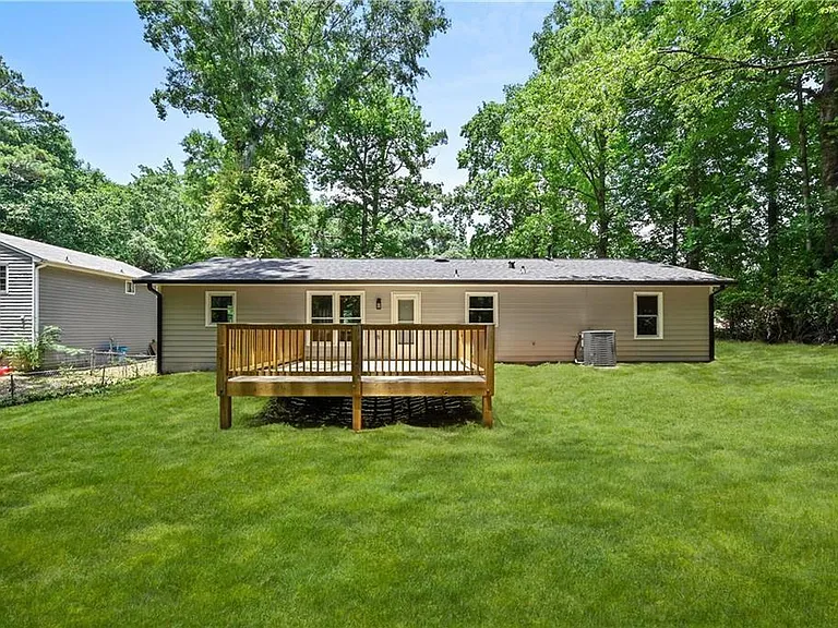 4246 Nora Ln — Photo 29