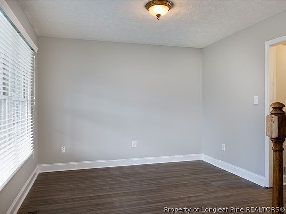 5th image of 2904 Franzia Dr