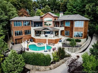 974 Brookhaven Ln, Sunrise Beach, MO 65079