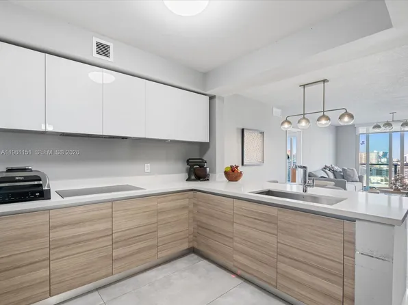 300 Sunny Isles Blvd Unit 4-1405, Sunny Isles Beach, FL 33160