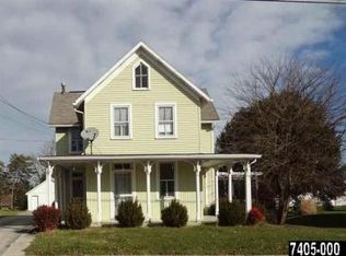 204 Hanover St, New Oxford, PA 17350