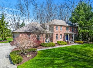 5800 Rosewood Dr, Boardman, OH