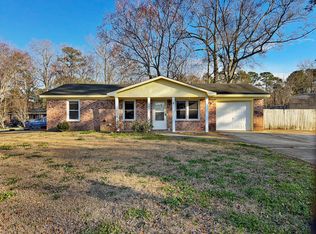 100 Pine Ridge Dr, Goose Creek, SC 29445